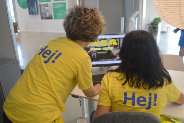Trabajadoras de Ikea en Almería